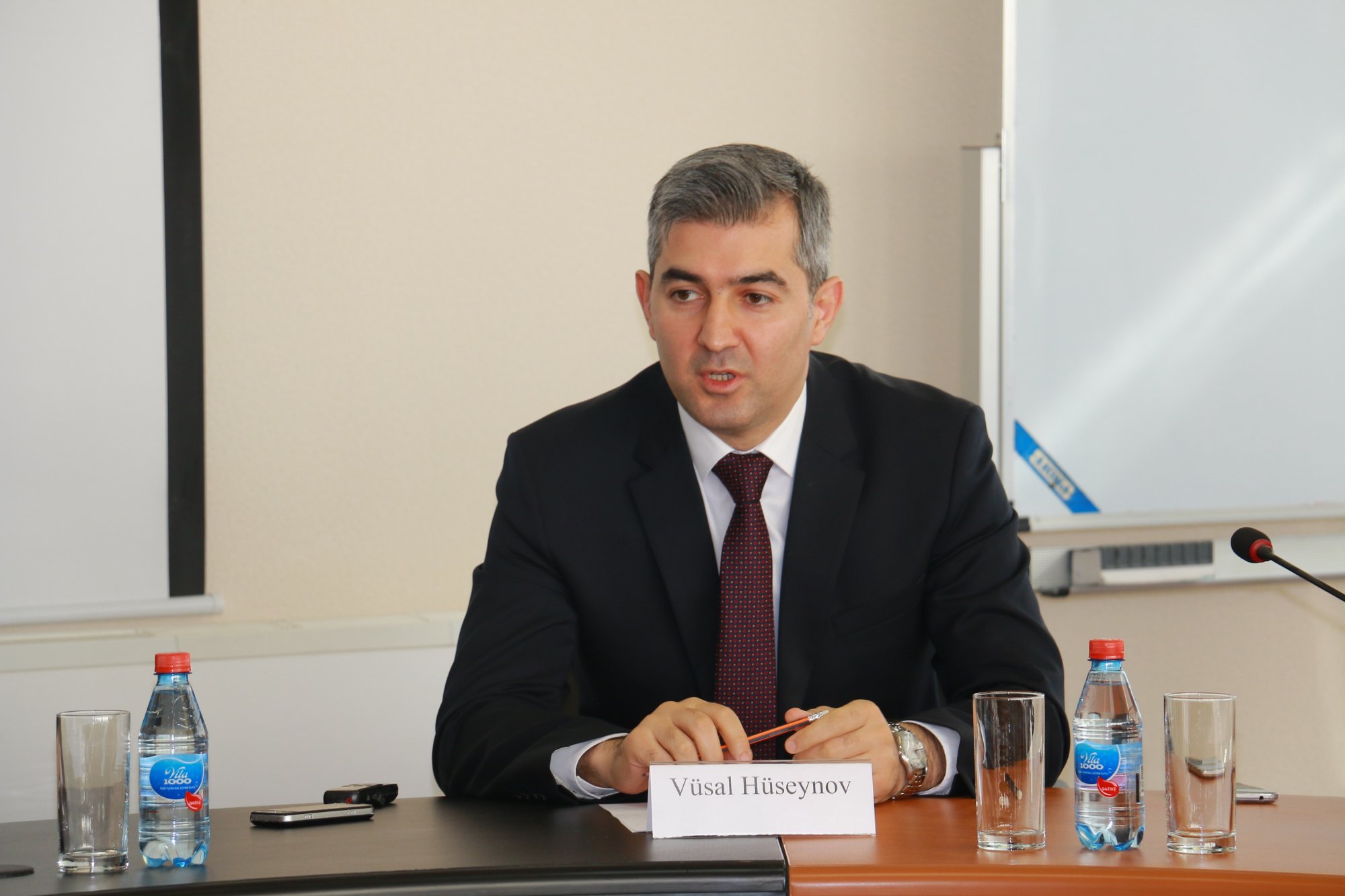 Strateji yol xəritəsi vətəndaş cəmiyyəti ilə müzakirəyə çıxarılıb