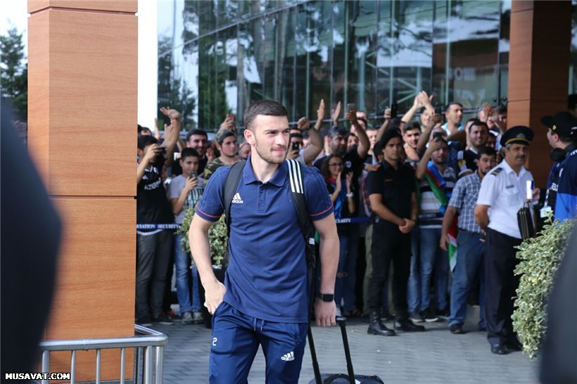 "Qarabağ"ın futbolçuları Bakıya qayıdıb "Qarabağ"ın futbolçuları Bakıya qayıdıb