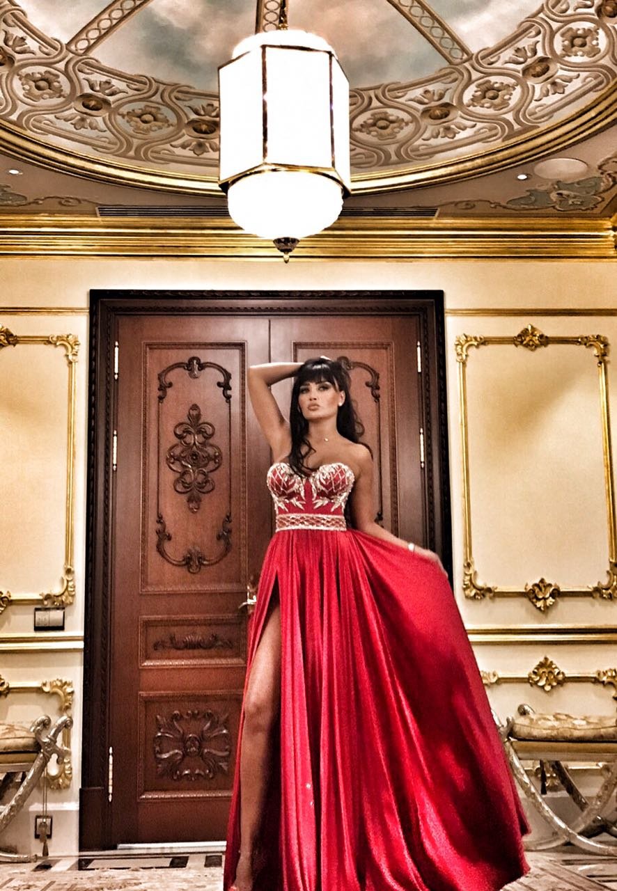 Aysel yenidən müzakirələrə səbəb olub