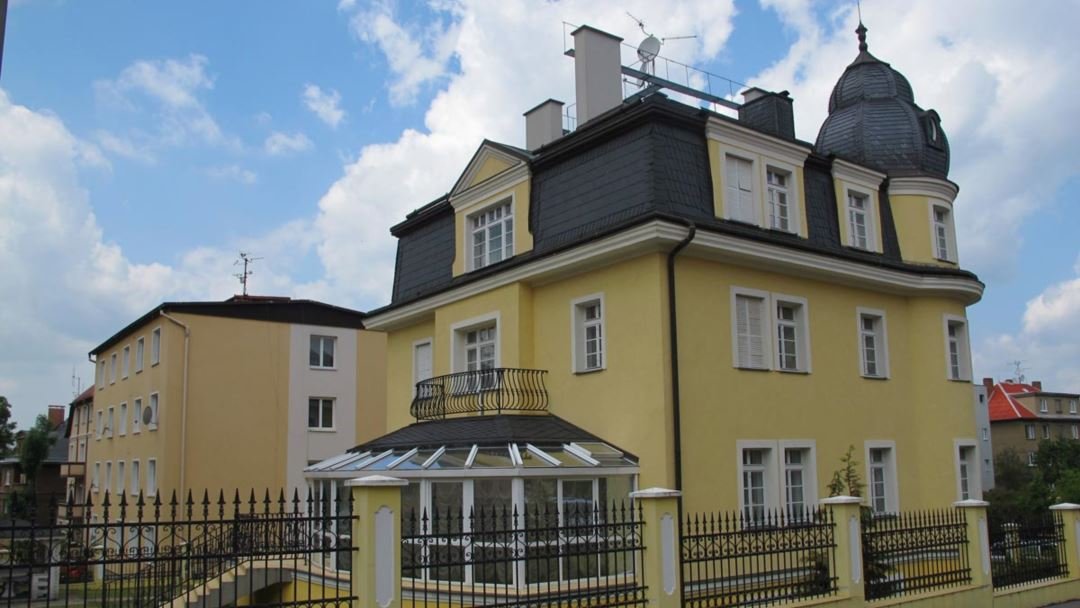 Paşazadənin “iqtisadi imperiyası” ölkə sərhədlərini aşıb