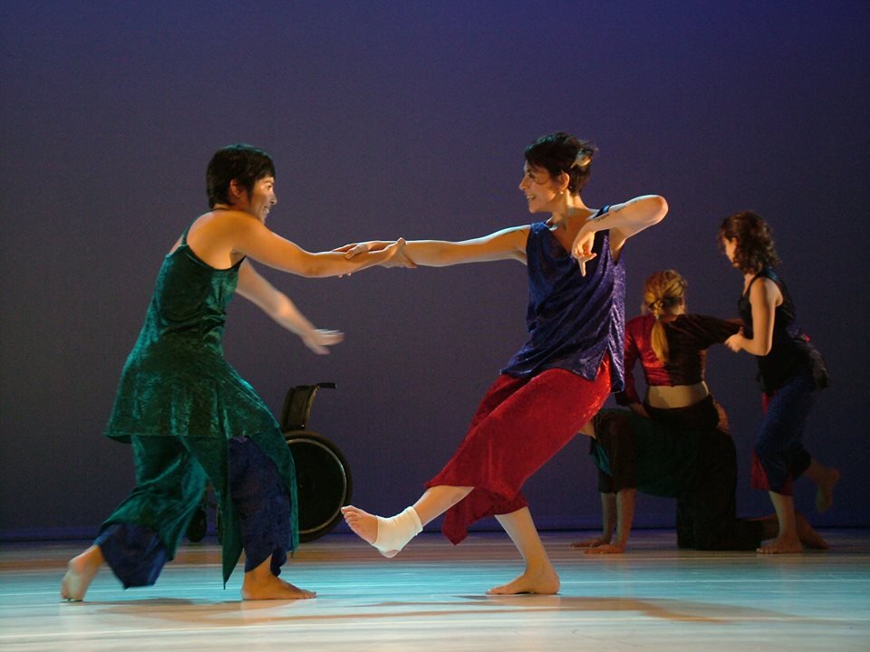 Şərqdə və MBD-də yeni rəqs növü Şərqdə və MBD-də yeni rəqs növü