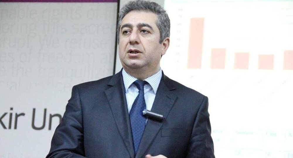 Hakimiyyət iki il əvvəlki iqtisadi kursdan imtina edir