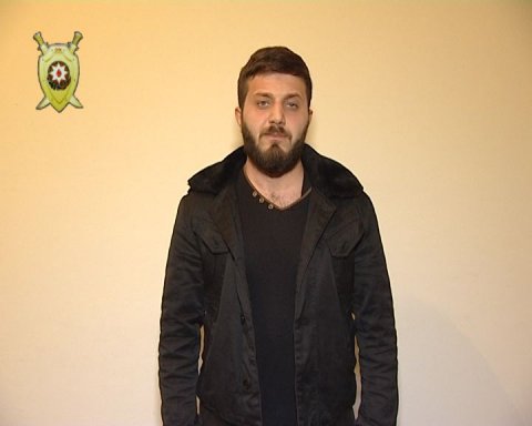Polis adam oğrularını yaxalayıb