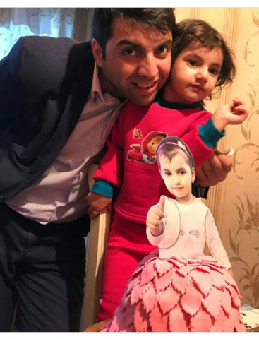 Bəstəkar-muğənni hesabat verib Bəstəkar-muğənni hesabat verib