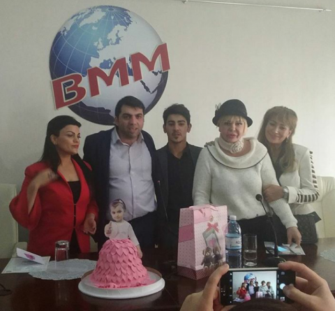 Bəstəkar-muğənni hesabat verib Bəstəkar-muğənni hesabat verib