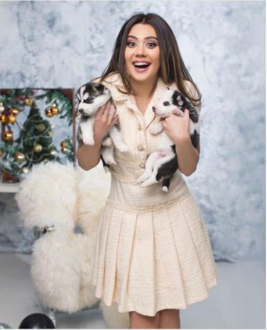 Rəqqasə Oksana fotosessiya etdirib