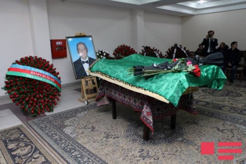 Xalq artisti son mənzilə yola salınıb