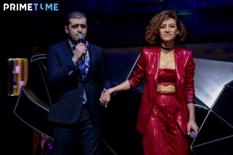 Röya Ayxan Tunarla yenidən duet oxuyub Röya Ayxan Tunarla yenidən duet oxuyub