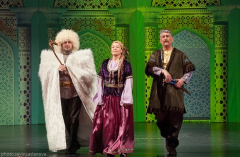 Dram Teatrı “Gəl baharım, gəl yazım” tamaşasını hazırlayıb 