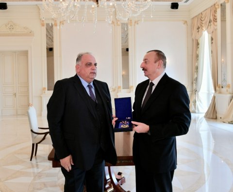 İlham Əliyevə ali mükafat verilib