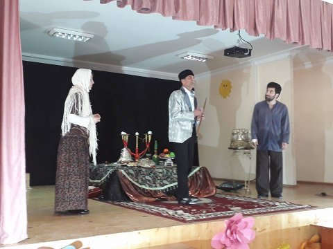 Teatrda müqəssir axtarırlar