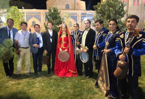İncəsənət ustalarımız Özbəkistanda çıxış edib