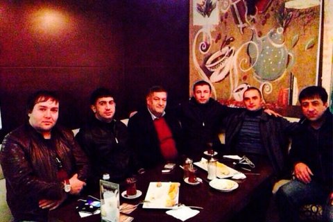 Azərbaycanlı nüfuzlu kriminal avtoritetin oğlu həbsxanadan buraxılıb