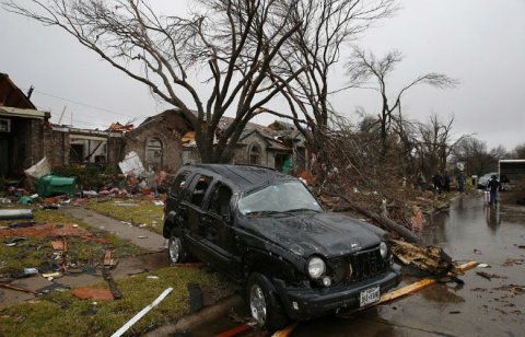 Son 100 ilin ən şiddətli qasırğası silib süpürdü