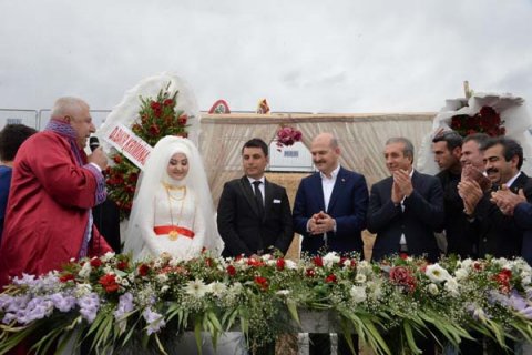 Ərdoğanın dəvət edildiyi toyda 5 min adam iştirak edib