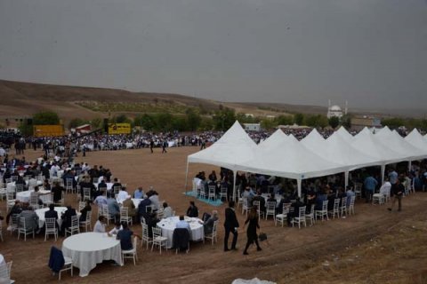 Ərdoğanın dəvət edildiyi toyda 5 min adam iştirak edib