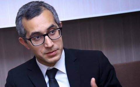 Ali məktəblərə qəbul imtahanlarının yeni qaydaları narazılıq yaradıb Ali məktəblərə qəbul imtahanlarının yeni qaydaları narazılıq yaradıb