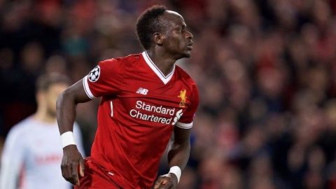 Futbolçu olmaq üçün evdən qaçdı