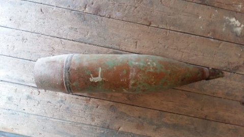 Bakıdakı orta məktəbin zirzəmisində 352 ədəd hərbi sursat aşkarlanıb