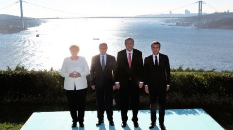 İstanbulda tarixi sammit başlayıb