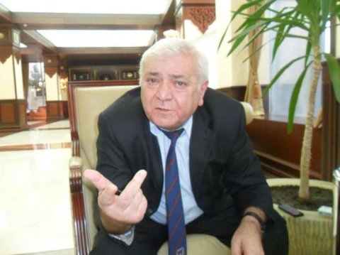 Fəzail Ağamalı: "Elmar Məmmədyarovun ana dilində danışa bilməməsi təqdir olunan hal deyil"