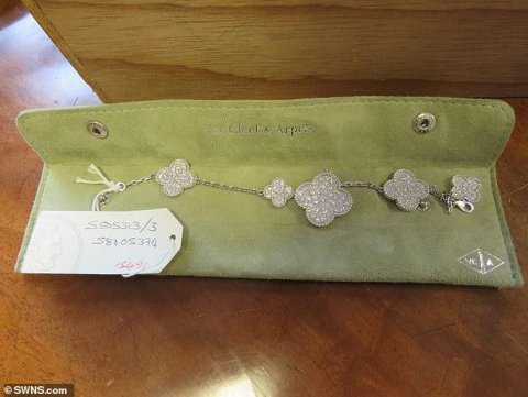 Cahangir Hacıyevin həyat yoldaşının 519278 dollarlıq zinyət əşyaları müsadirə olundu