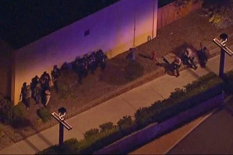 ABŞ-da bardakı atışmada 12 nəfər ölüb