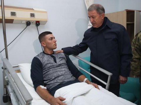 Silah anbarındakı partlayışda 4 əsgər şəhid olub