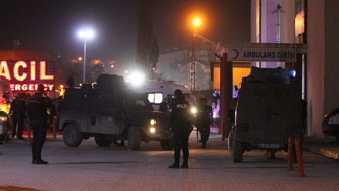 Silah anbarındakı partlayışda 4 əsgər şəhid olub