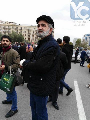 Xalq artistinin qolu sınıb