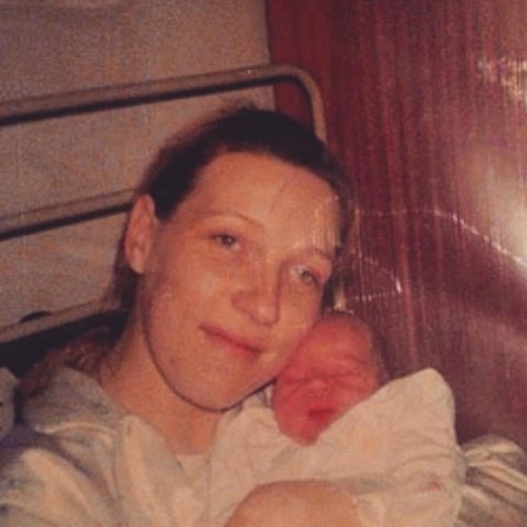 Anasının ölümünə dözməyən futbolçu intihar edib Anasının ölümünə dözməyən futbolçu intihar edib