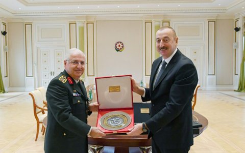 Prezident Türkiyə Silahlı Qüvvələrinin Baş Qərargah rəisini qəbul edib