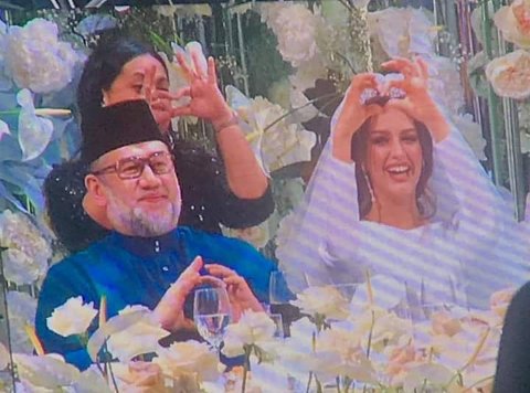 Moskva gözəli krala ərə getdi