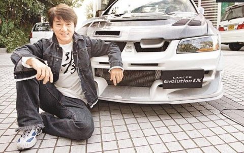 Məşhur aktyor həyatı ilə bağlı şok faktlar açıqladı