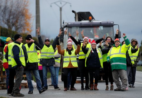 Qalmaqallı görüntülər Fransanı ayağa qaldırdı