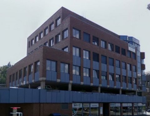 Keçmiş nazir Hüseynqulu Bağırovun oğlu Almaniyada 6 milyona bina alıb Keçmiş nazir Hüseynqulu Bağırovun oğlu Almaniyada 6 milyona bina alıb