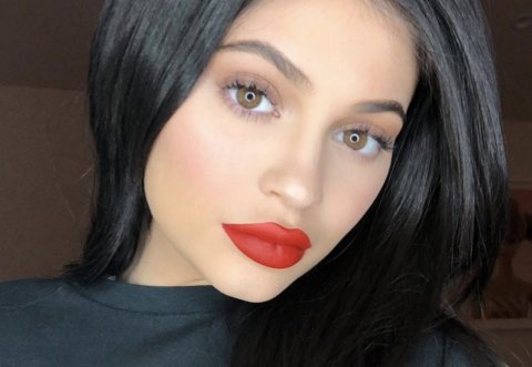 Dünyanın ən gənc milyarder qadını məlum olub Dünyanın ən gənc milyarder qadını məlum olub