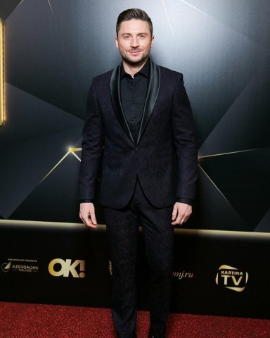 Şou-biznes nümayəndələrinə mükafatlar verilib