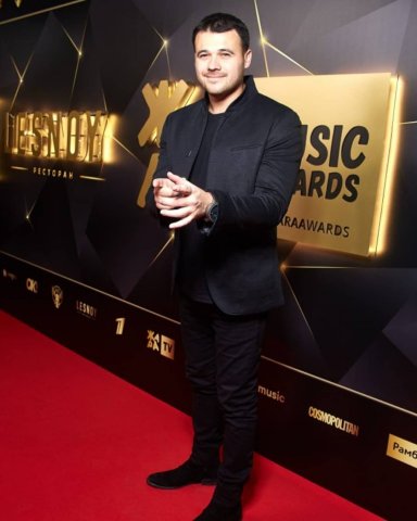 Şou-biznes nümayəndələrinə mükafatlar verilib