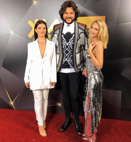 Şou-biznes nümayəndələrinə mükafatlar verilib