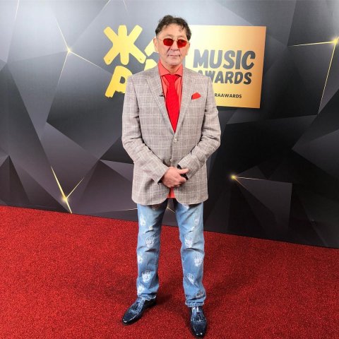 Şou-biznes nümayəndələrinə mükafatlar verilib