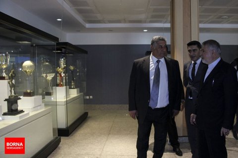 Azərbaycanlı nazir İranda