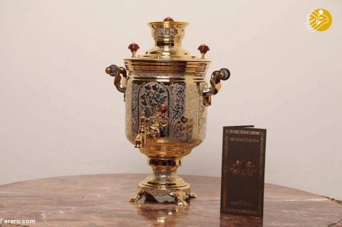 Baş nazir ona verilən hədiyyələri Milli Muzeyə təhvil verdi