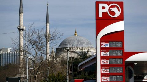 Türkiyə İrandan neft alışını dayandırdı