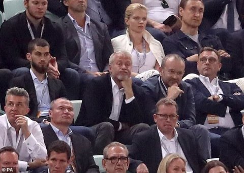 “Çelsi”nin qələbəsi Roman Abramoviçi sevindirməyib?