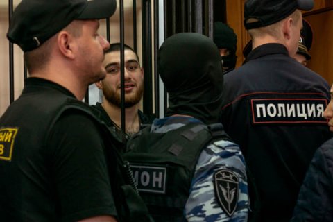 Rövşən Lənkəranskinin dəstə üzvlərinə hökm oxundu Rövşən Lənkəranskinin dəstə üzvlərinə hökm oxundu