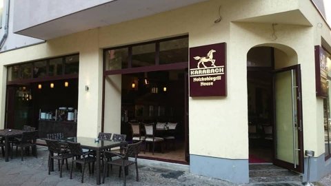 İki komitə sədrinin Almaniyada şərikli biznesi...