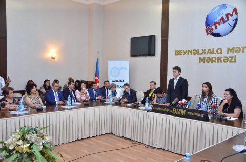 “Erməni zindanında səkkiz gün” kitabı təqdim olundu