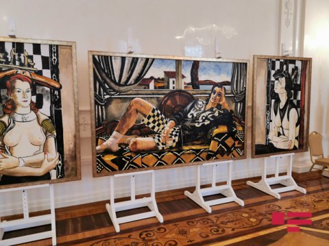 Tahir Salahovun Rusiyada sərgisi keçirilib