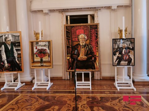 Tahir Salahovun Rusiyada sərgisi keçirilib